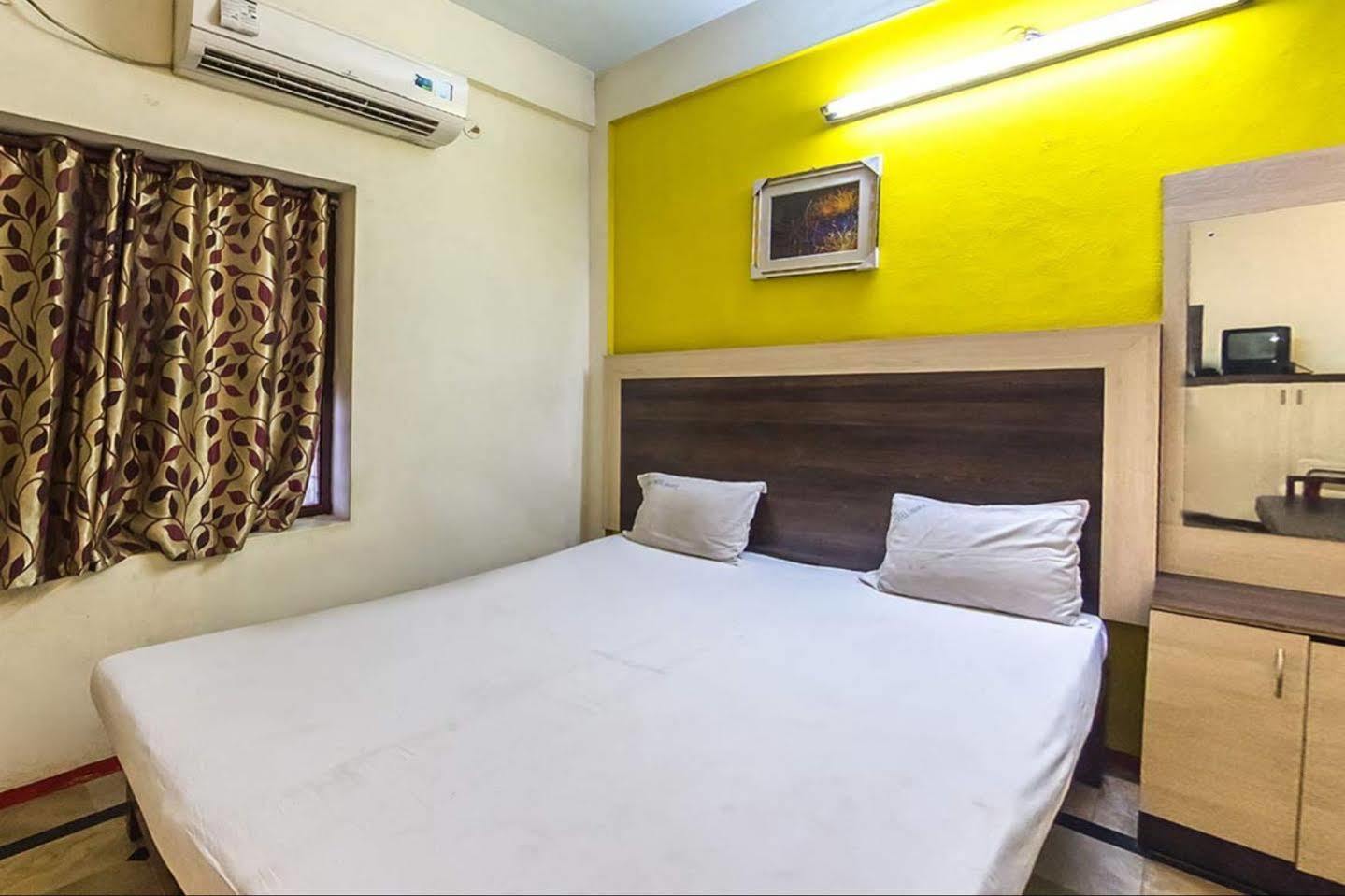 Collection O Ammayi Hotels & Resorts Tiruvannāmalai Extérieur photo
